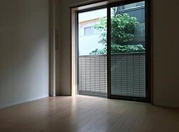 ヴィステリオ北沢 2階1Kのリビング/ダイニング