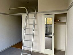 レオパレスパティオ 5階1Kのリビング/ダイニング