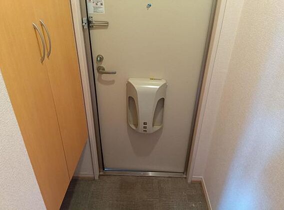 パレッティ_内装_2