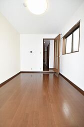 アドニスウエスト 2階1Kのリビング/ダイニング