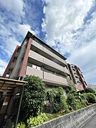 鉄筋コンクリート造・ガッチリとした建物です♪♪