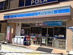 ローソン北区扇町通店 232m