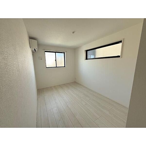 detached 東京都八王子市子安町２丁目35-14

地図を見る