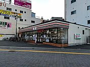 セブンイレブン和歌山市駅前店 634m