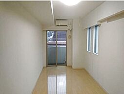 ロアール大山 5階1Kのリビング/ダイニング