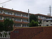 さいたま市立植竹小学校 682m