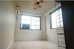 ハイツオーギ 203. 2階ワンルームのリビング/ダイニング