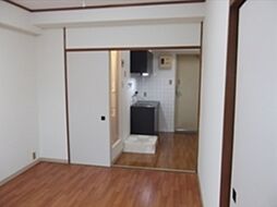 JR山手線 田町駅 徒歩8分の賃貸マンション 5階ワンルームのリビング/ダイニング