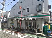 ローソンストア100西大井五丁目店 166m