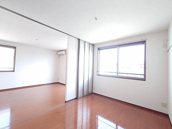 apartment 宮城県登米市迫町北方字石打坂5-1
迫町北方の賃貸情報を見る
物件地図