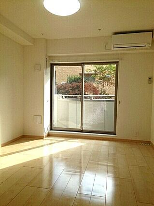 リブェールＳＨＩＮＯ２_内装_0