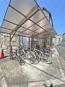屋根付き駐車場完備！
