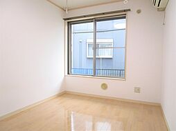 ルペールＥ 104 1階1Kのリビング/ダイニング