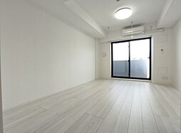 プレール・ドゥーク方南町 地下1階ワンルームのリビング/ダイニング