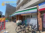 ファミリーマート船橋本町一丁目店 136m