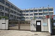 東大阪市立玉串小学校 131m