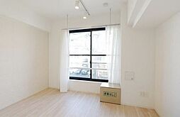 ジニア不動前 3階ワンルームのリビング/ダイニング