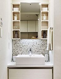 同建物内の写真を掲載しており、実際の部屋とは異なる場合がございます。