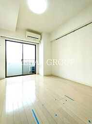 パロス・コート 2階1Kのリビング/ダイニング