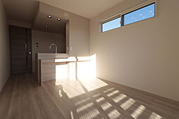 プレミアステイツH 201 2階1LDKのリビング/ダイニング