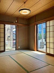 田喜野井2丁目戸建 1階5LDKのリビング/ダイニング