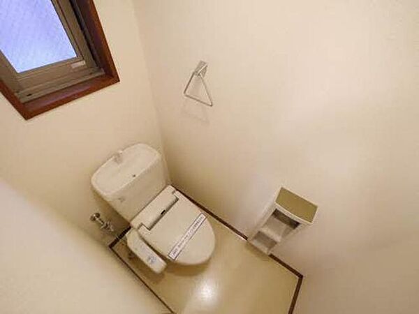 画像6:トイレには暖房洗浄便座付き！