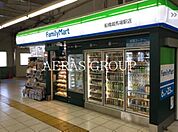 ファミリーマート船橋競馬場駅店 468m