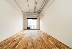 住建第8ハイプレース 2階ワンルームのリビング/ダイニング