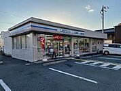 ローソン梅津高辻店 748m