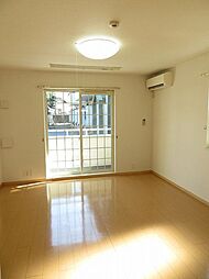 シュティル　シェーネ 1階ワンルームのリビング/ダイニング