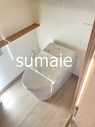 温水洗浄便座付きトイレです☆