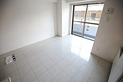 Terrazza Est 11階ワンルームのリビング/ダイニング