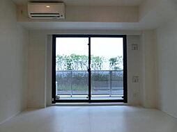 パークキューブ目黒タワー 111 1階ワンルームのリビング/ダイニング