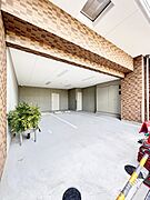 ゆったりとした駐車場、出発もお帰りもスムーズに♪