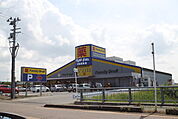 ファミリードラッグ新発田豊町店 1422m