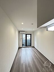 THE GARNET SUITE RESIDENCE西大路 4階ワンルームのリビング/ダイニング