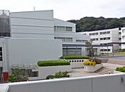 日本女子大学西生田図書館 2351m