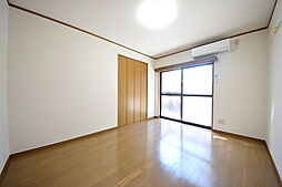 ブリックアーバー 108 1階1Kのリビング/ダイニング