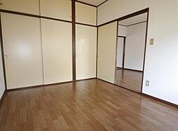 JR相模線 橋本駅 バス12分 八幡神社前下車 徒歩2分の賃貸アパート 2階2DKのリビング/ダイニング