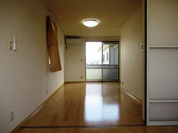 静岡県伊豆の国市富士見(賃貸アパート1LDK・1階・42.72㎡)の写真 その3