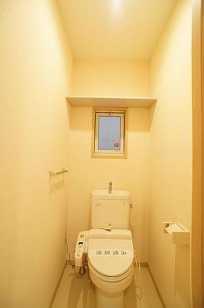 画像12:◆トイレ◇　トイレで快適なひと時を・・・冬でもポカポカ♪温水洗浄便座です。