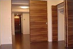 ステージファースト東新宿 3階1DKのリビング/ダイニング