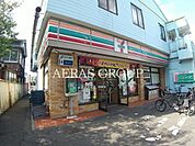 セブンイレブン川崎出来野店 220m
