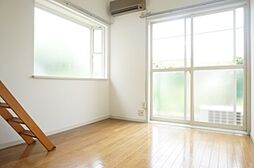 第三シャンポール 105 1階1Kのリビング/ダイニング