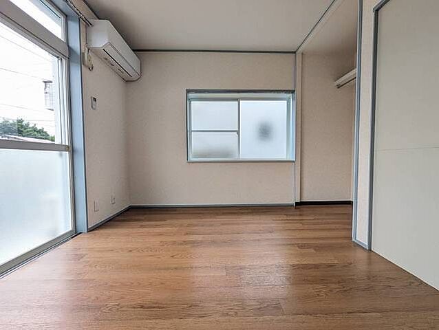 寝室