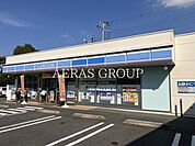 ローソン 泉西が岡二丁目店 74m
