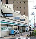 ローソンストア100九条河原町店 585m