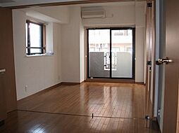 都営大江戸線 勝どき駅 徒歩5分の賃貸マンション 4階2DKのリビング/ダイニング