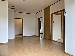 京王線 高幡不動駅 徒歩13分の賃貸アパート 2階2LDKのリビング/ダイニング