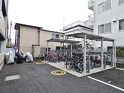 敷地内/建物